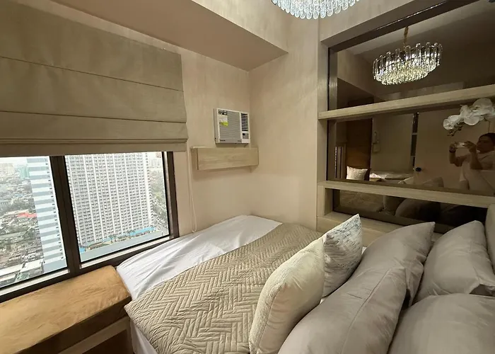 Apartment 2br Near Bay Moa L Airport With Free Use Of Pool L 4 Ppl