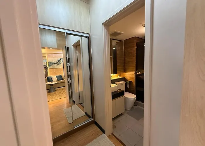2br Near Bay Moa L Airport With Free Use Of Pool L 4 Ppl Manila