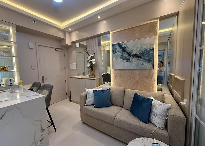 2br Near Bay Moa L Airport With Free Use Of Pool L 4 Ppl *